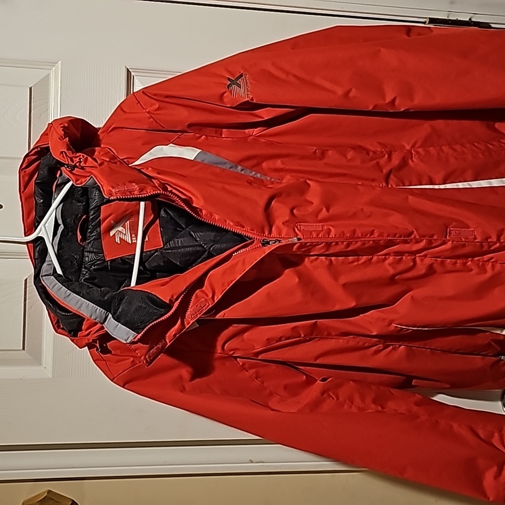Woman's insulated coat